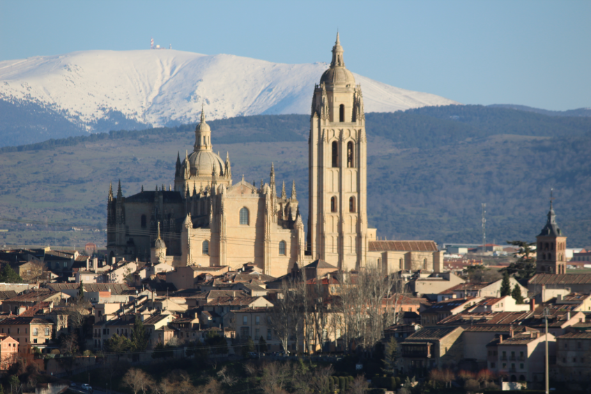 Segovia must be one of the most beautiful cities in Spain. Close to this city, known for its cochinillo (roasted suckling pig), where the Swine Experimental Centre (CEP) can be found. <em>Photo: Vincent ter Beek</em>
