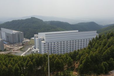 Developments in China s pig industry are occurring very rapidly. This nine-storey pig house near Guigang, Guangxi province, will be opened in April 2018. Photo: Henk Riswick