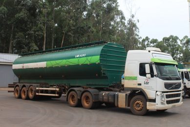 A Lar truck ready to bring feed to neighbouring farms at a feed plant in Santa Helena, Paraná state, Brazil. - Photo: Vincent ter Beek