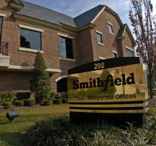 Smithfield sells Texas hog production facility to Cargill Pork