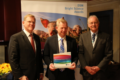 Prof Hans Stein wins DSM Nutritional Sciences Award 2015