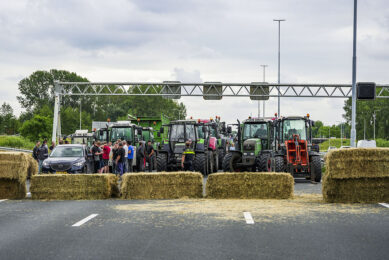 Dutch farmers protesting against the Dutch nitrogen policies. Photo: Bert Janssen