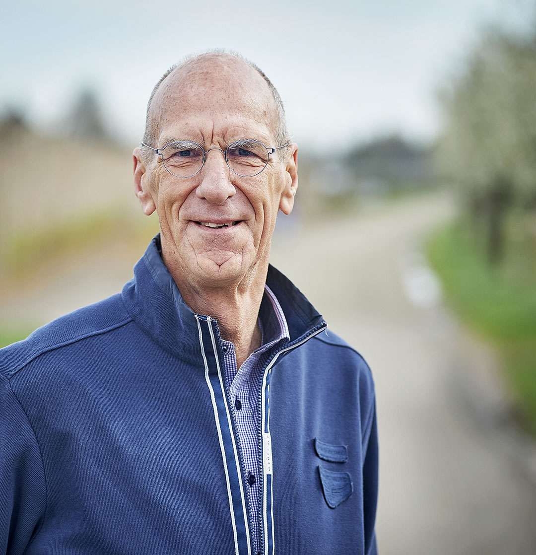 Emeritus professor Leo den Hartog (67), was director of research and development at Nutreco and professor at Wageningen University & Research, by special appointment of animal nutrition in a circular economy. He currently still sits in various supervisory and advisory boards.