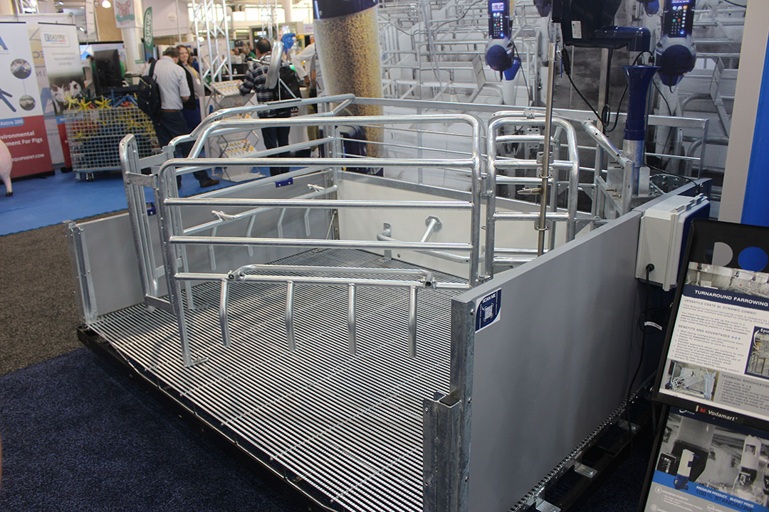 JygaTech showed a flexible farrowing pen at World Pork Expo. Photo: Vincent ter Beek