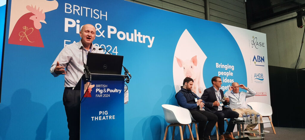 Pig Outlook Forum, with on the far right Rob Mutimer of the NPA. Photo: Vincent ter Beek