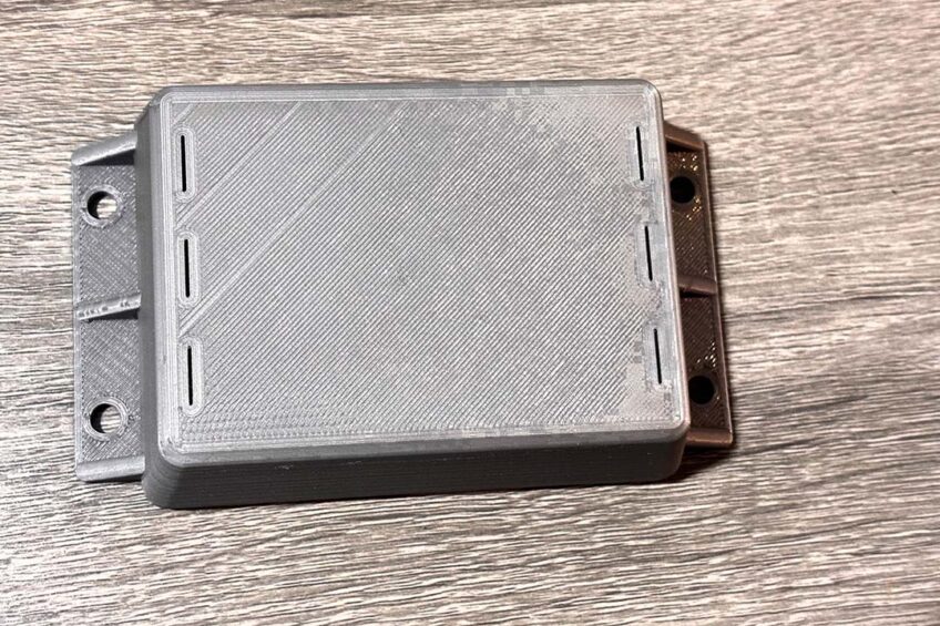Transport Genie has recently created magnetic sensor housing to address concerns about permanent attachment that could void livestock trailer warranties, and which also makes it very easy to also move sensors as desired.